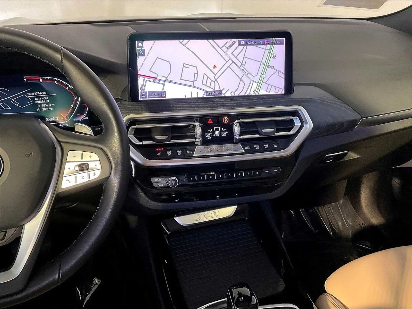 Used 2023 Mineral White Metallic BMW xDrive30i image 16