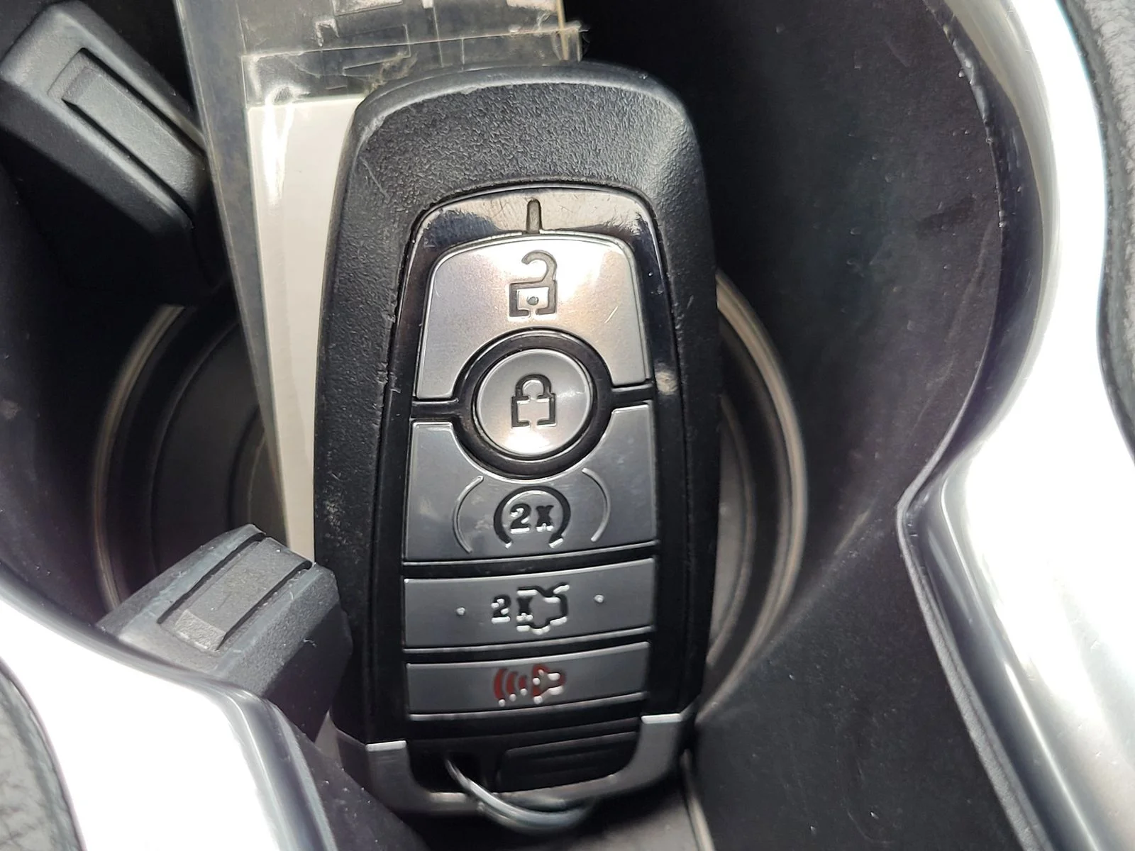 Used 2022 Oxford White Ford EcoBoost Premium image 25