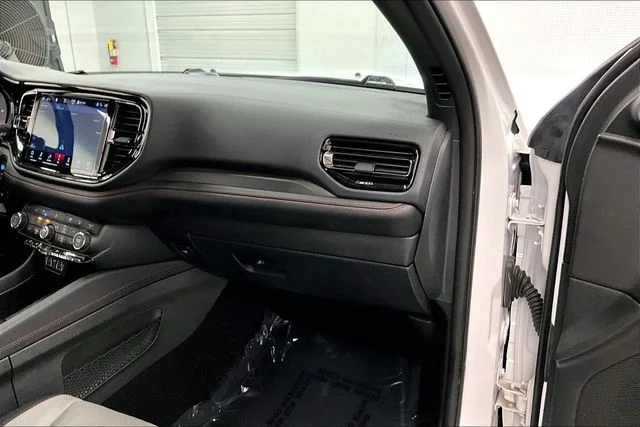 Used 2024 White Knuckle Clearcoat Dodge R/T Plus image 19