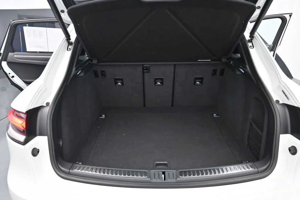 Certified Used 2023 White Porsche  image 14