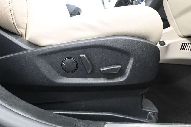 2021 Ford Edge Titanium - Photo 46