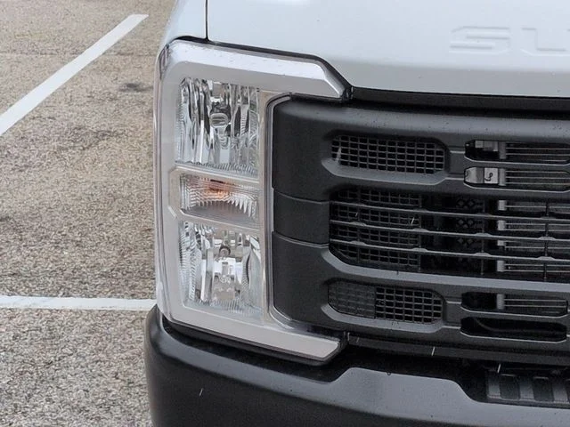 New 2026 Oxford White Ford F-250® XL image 10
