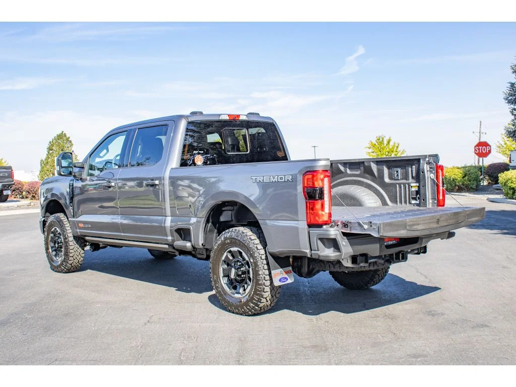 New 2026 Carbonized Gray Metallic Ford F-350® Lariat® image 9