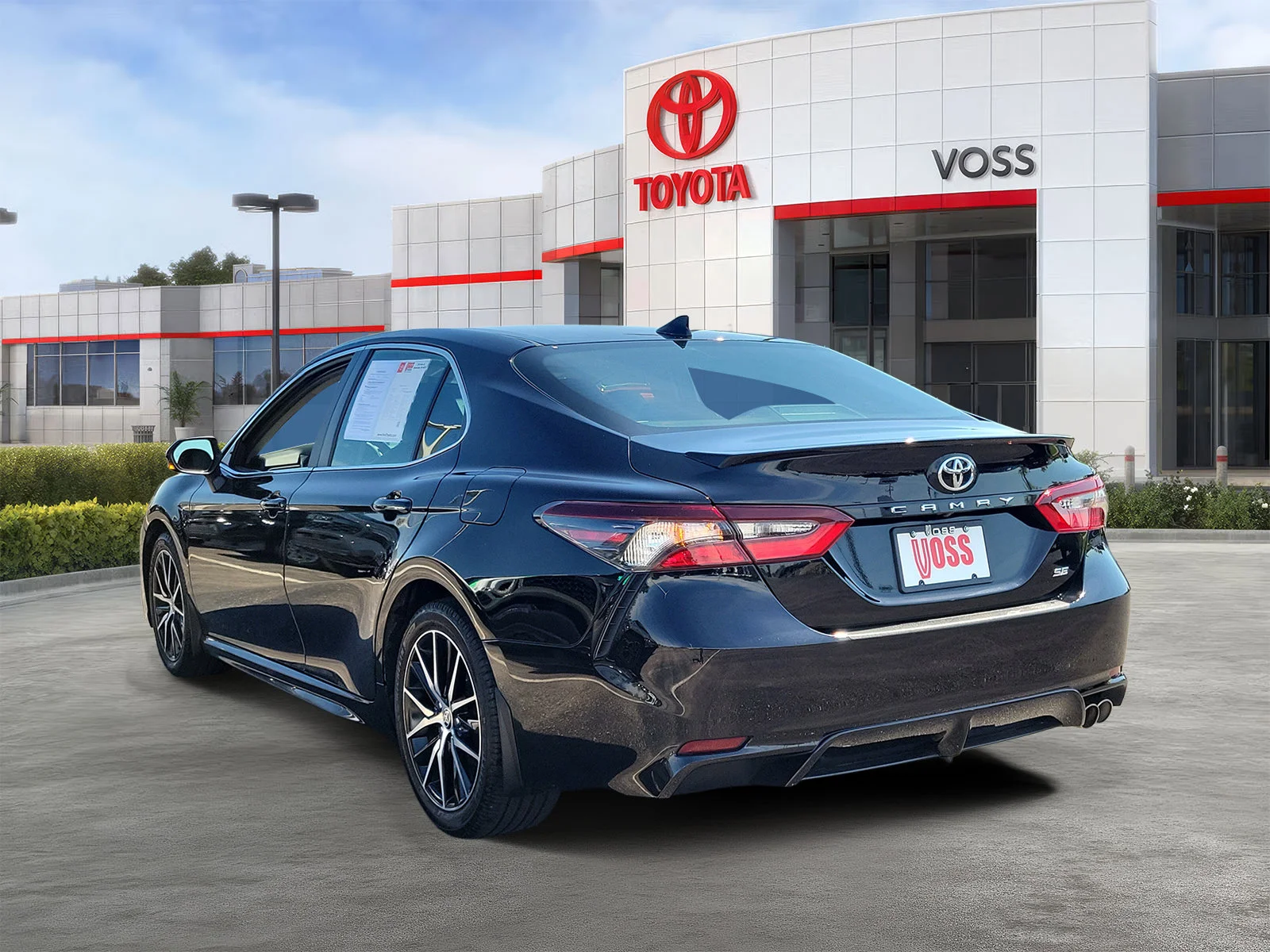 Used 2023 Midnight Black Metallic Toyota SE image 3