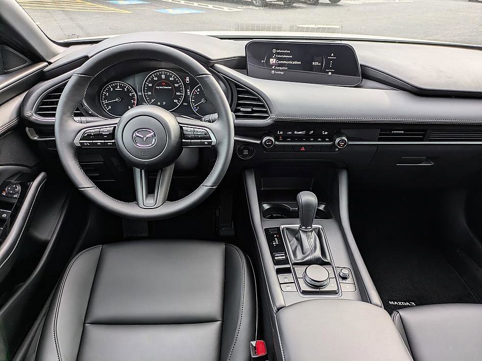 2026 Mazda Mazda3 Premium - Photo 25