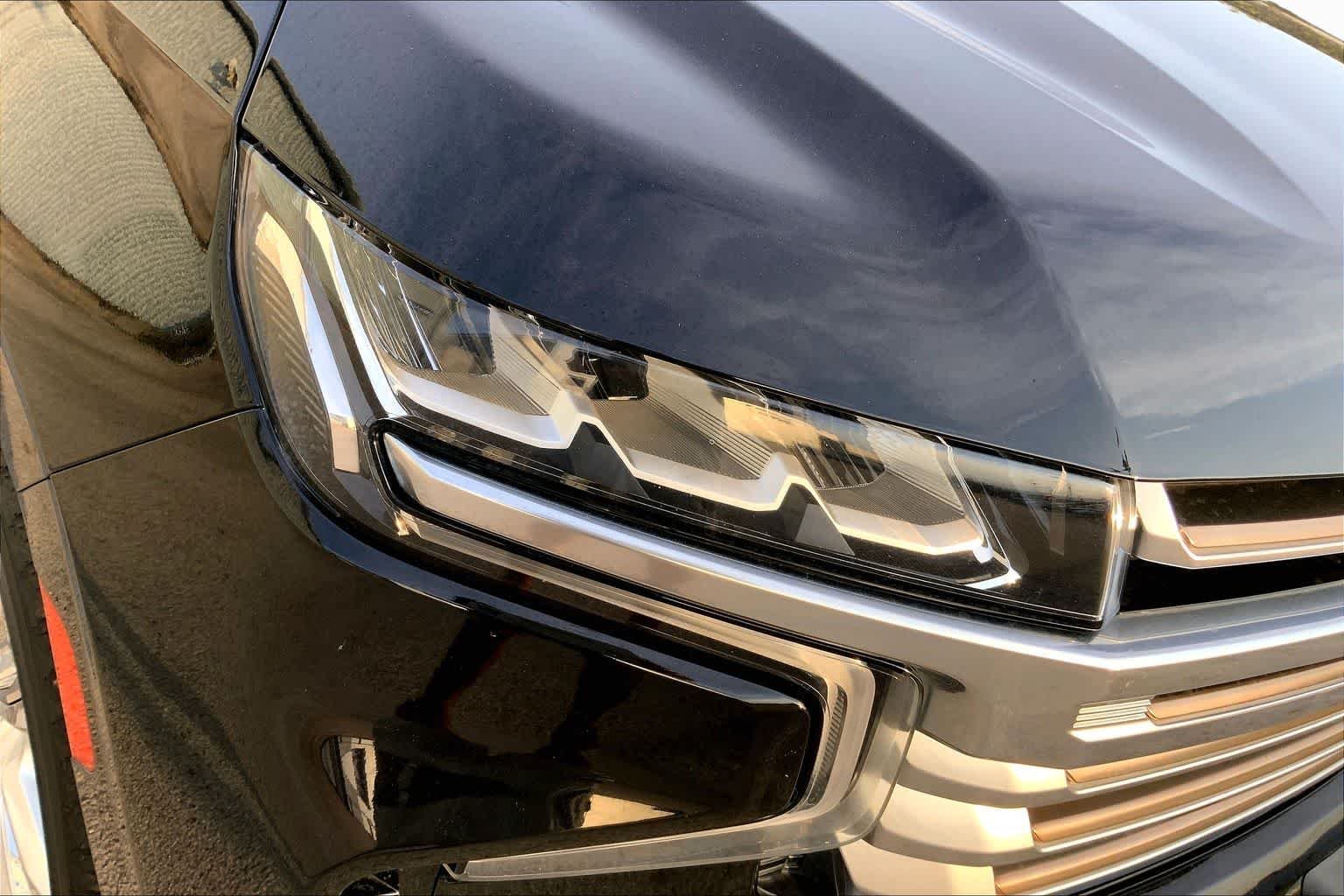 Used 2021 Black Chevrolet High Country image 27