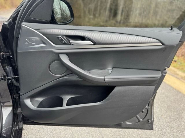Used 2024 Dark Graphite BMW M40i image 19