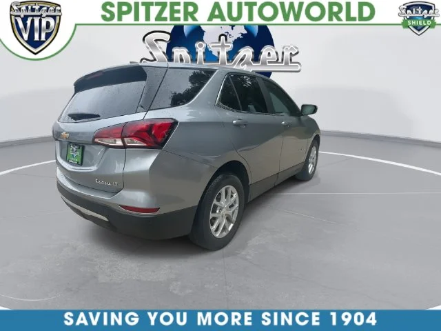 Used 2024 Gray Chevrolet LT image 9