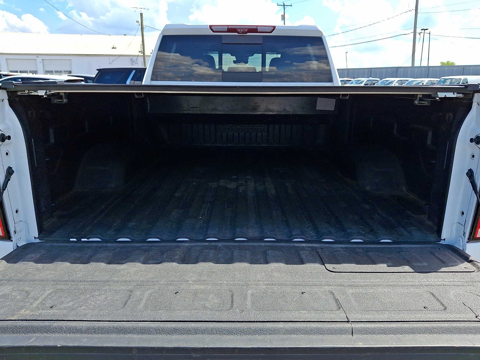 Used 2024 Summit White Chevrolet High Country image 29