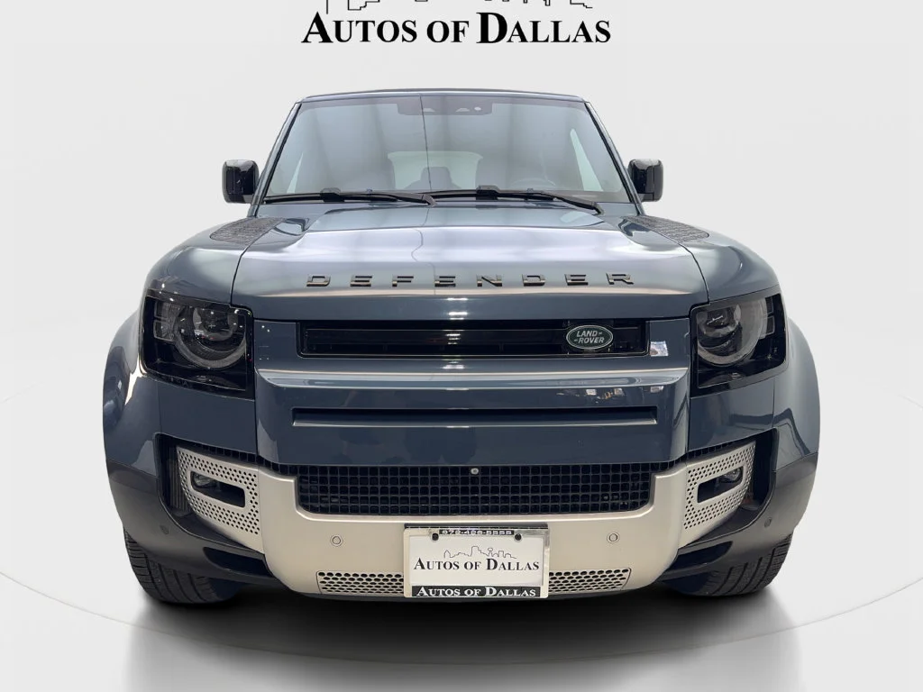 Used 2023 Blue Land Rover SE image 4