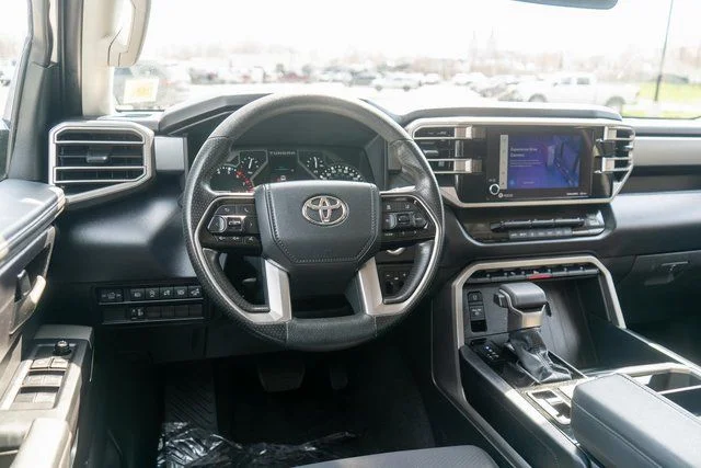 Used 2023 White Toyota SR5 image 15