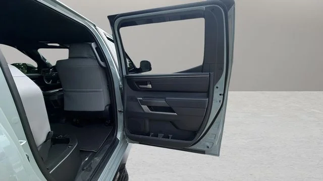 Used 2026  Toyota SR5 image 29
