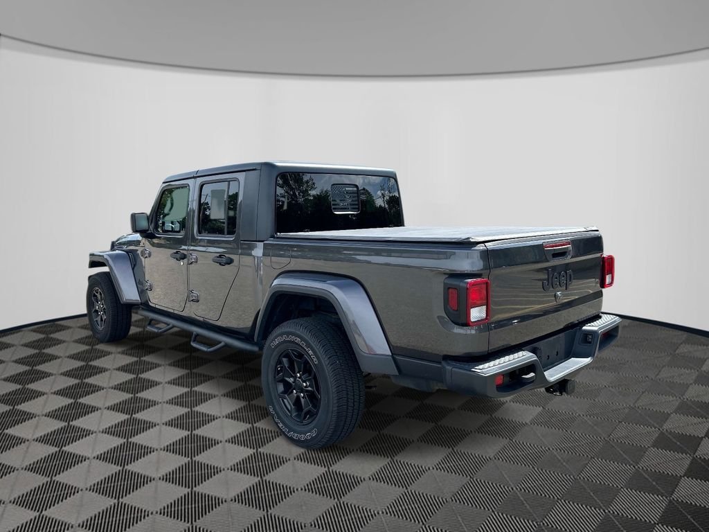 Used 2021 Gray Jeep Willys image 3