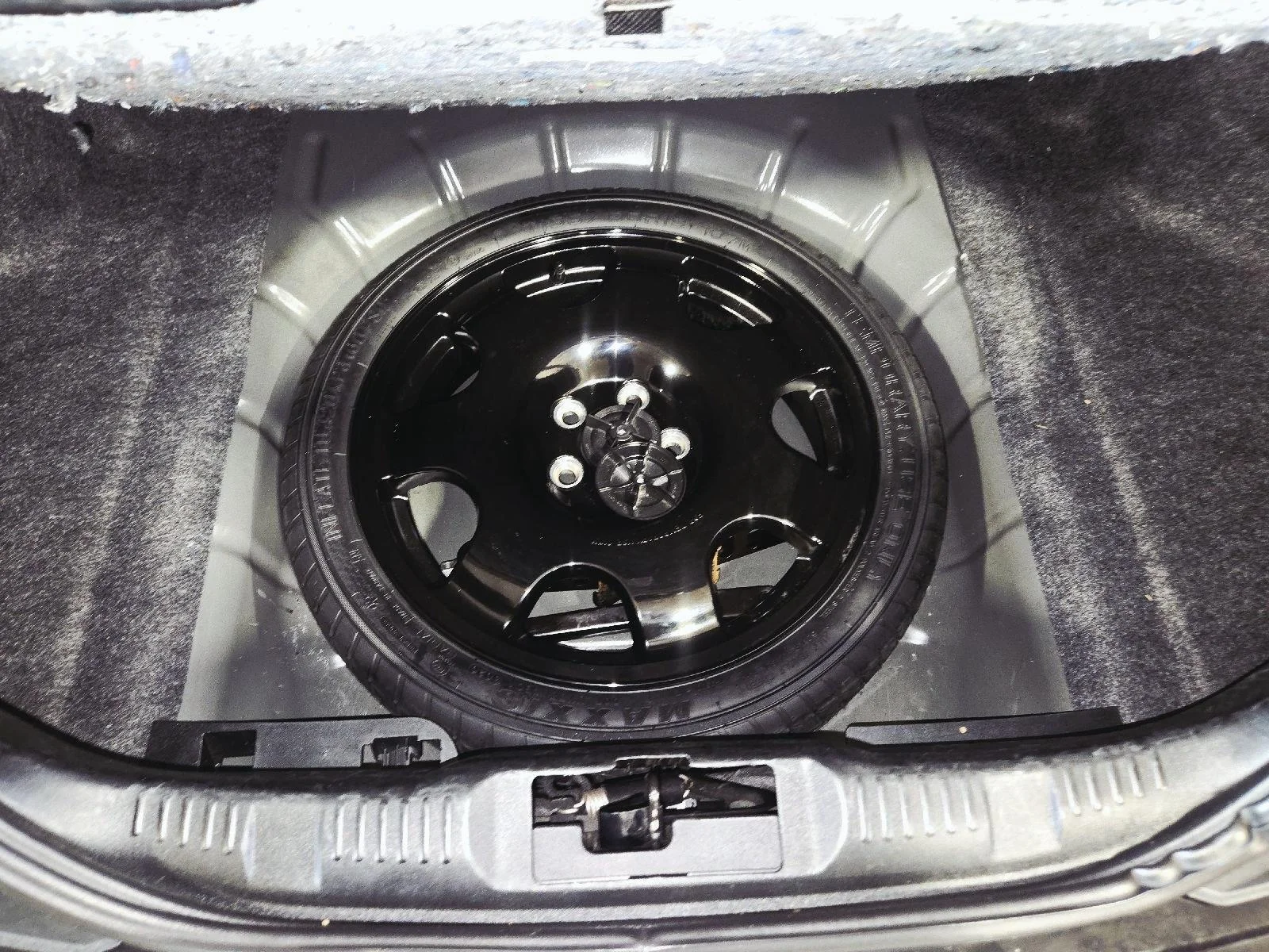 Used 2021 Shadow Black Ford GT image 40