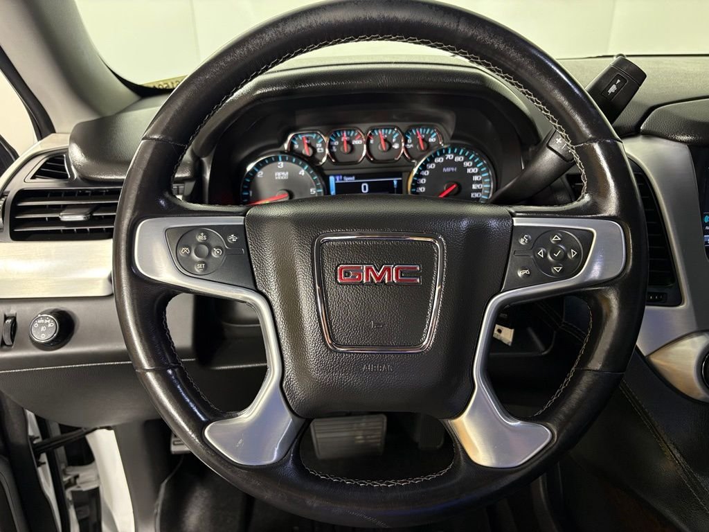 Used 2019 White GMC SLE image 22