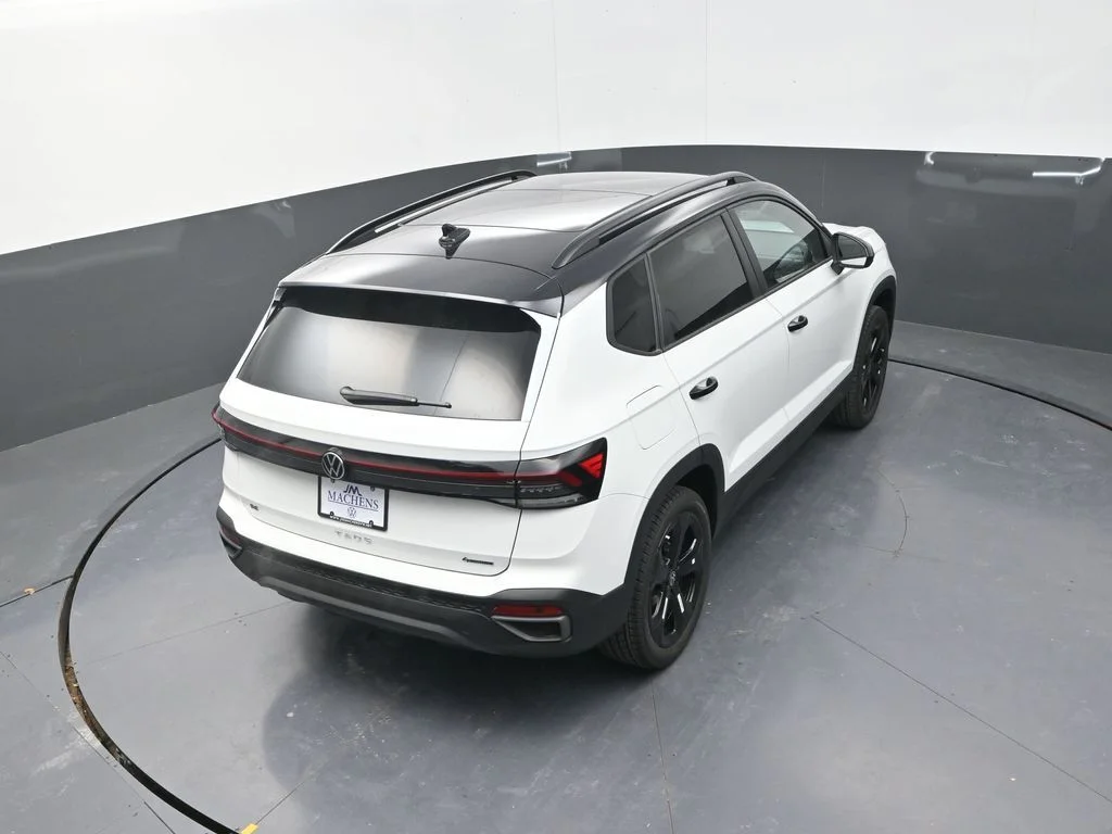2026 Volkswagen Taos SE Black - Photo 19