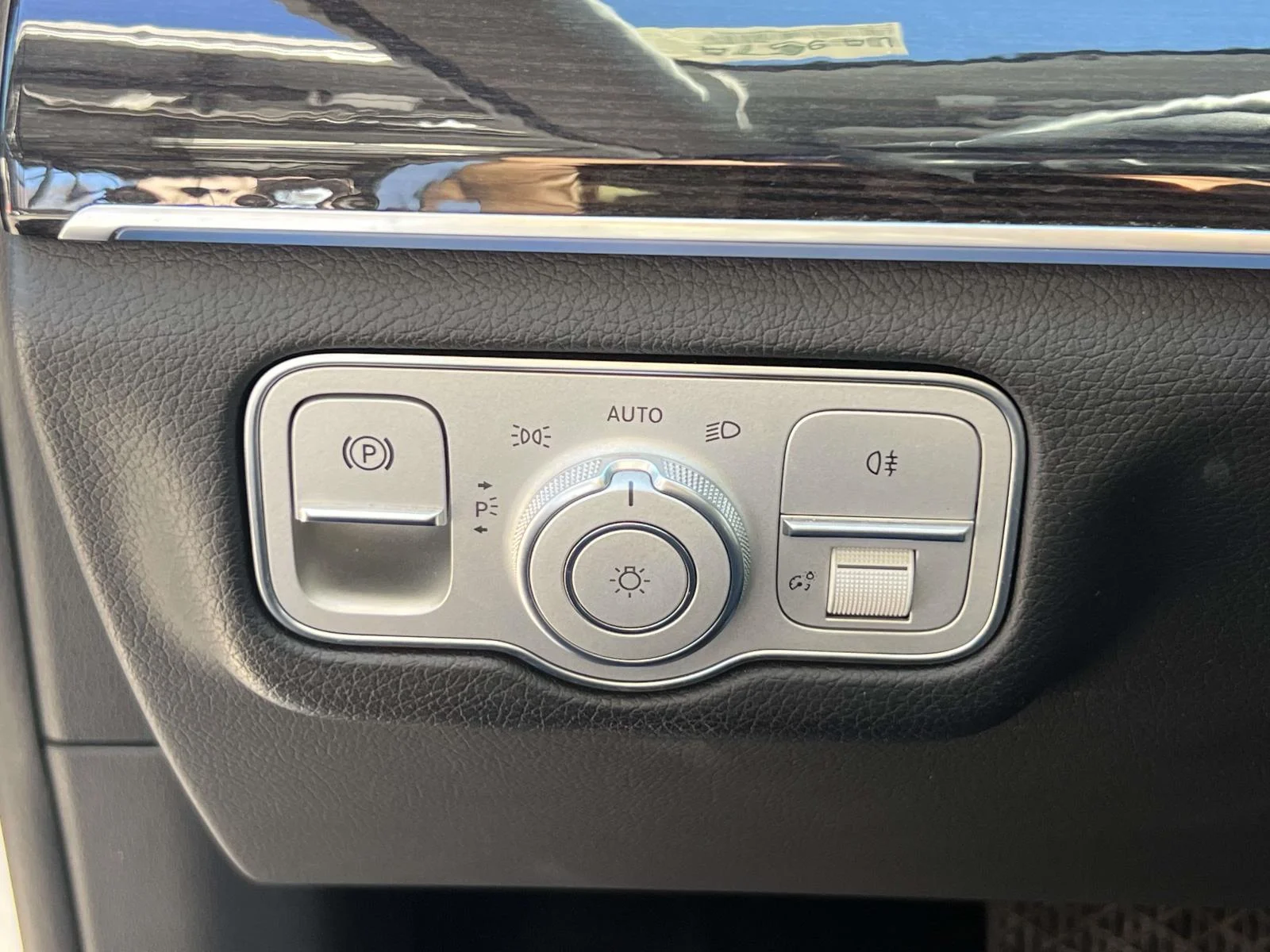 Certified Used 2023  Mercedes-Benz GLS 450 image 24