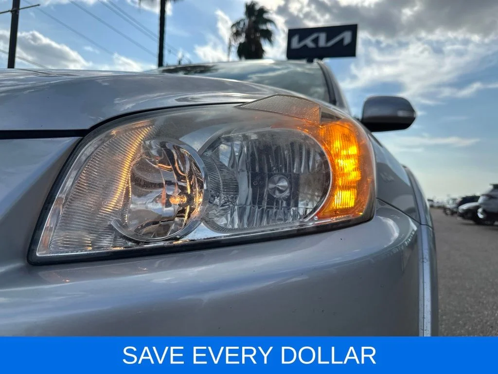 Used 2012 Silver Toyota Limited image 2