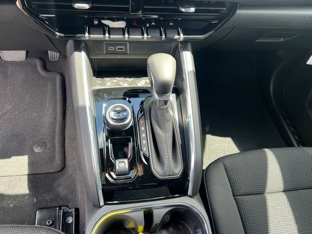 New 2026 Sterling Metallic GMC Elevation image 21