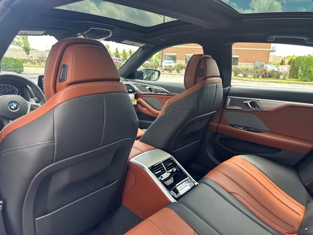 2026 BMW 8 Series 840i - Photo 21