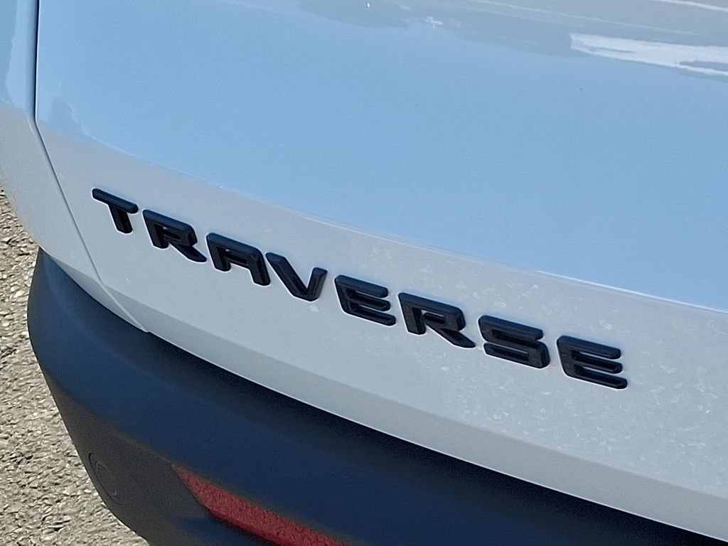 2027 Chevrolet Traverse LT - Photo 11