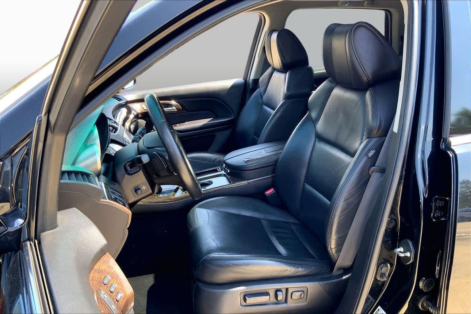 Certified Used 2012 Crystal Black Pearl Acura Tech Pkg image 8