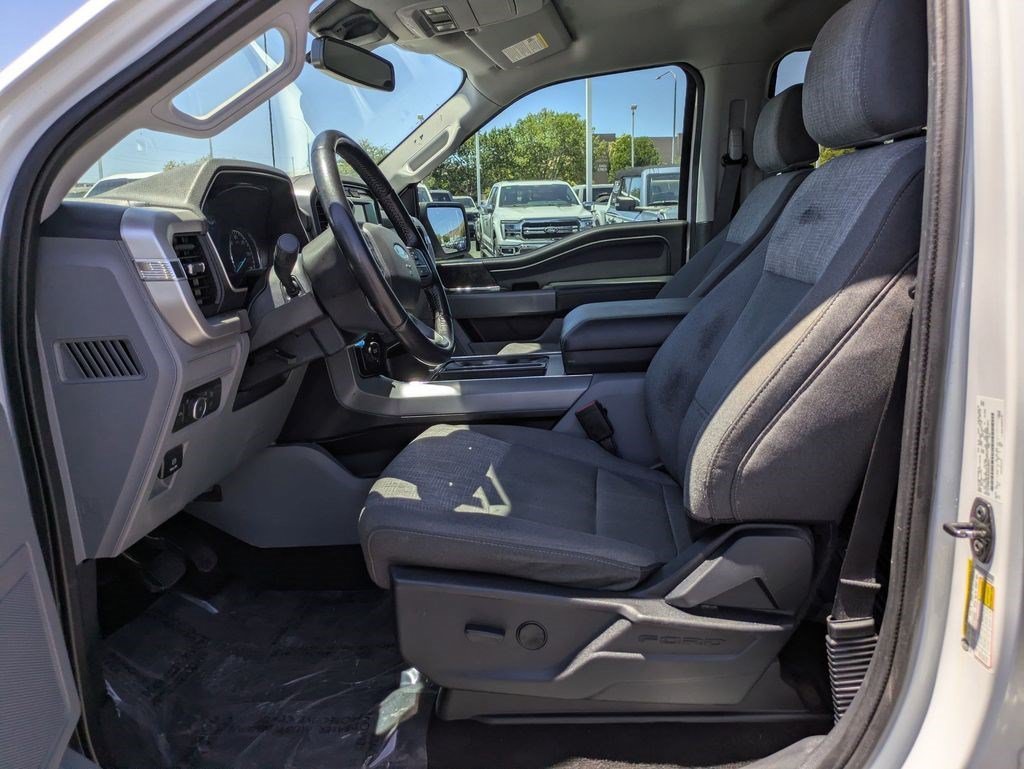 Used 2022 Oxford White Ford XLT image 14