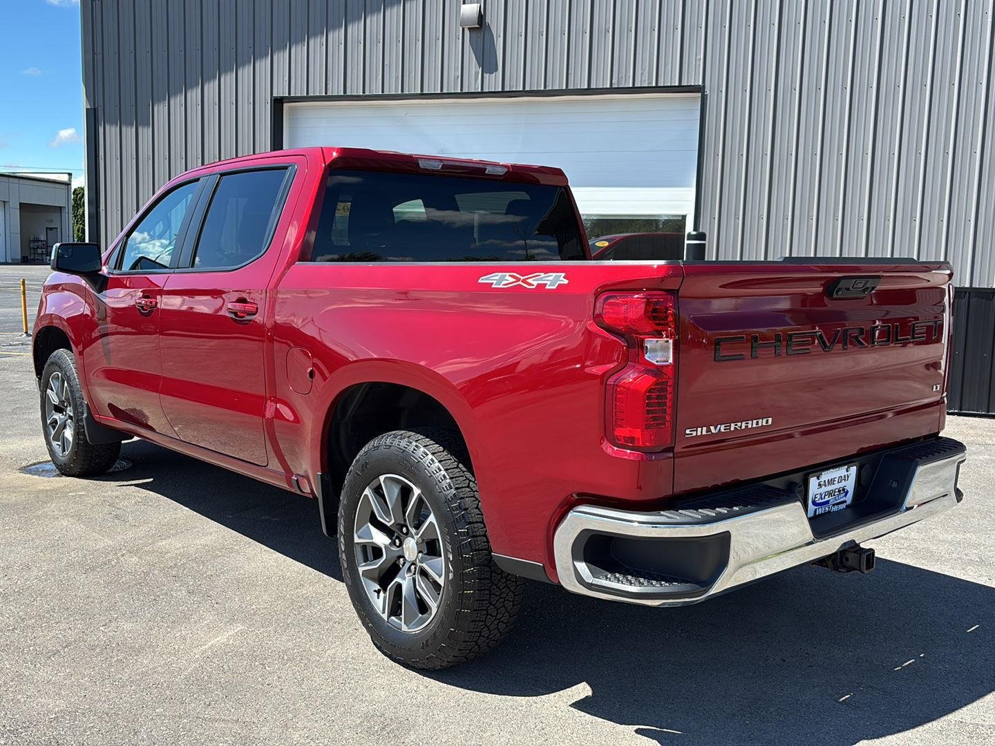 Used 2023 Radiant Red Chevrolet LT image 5