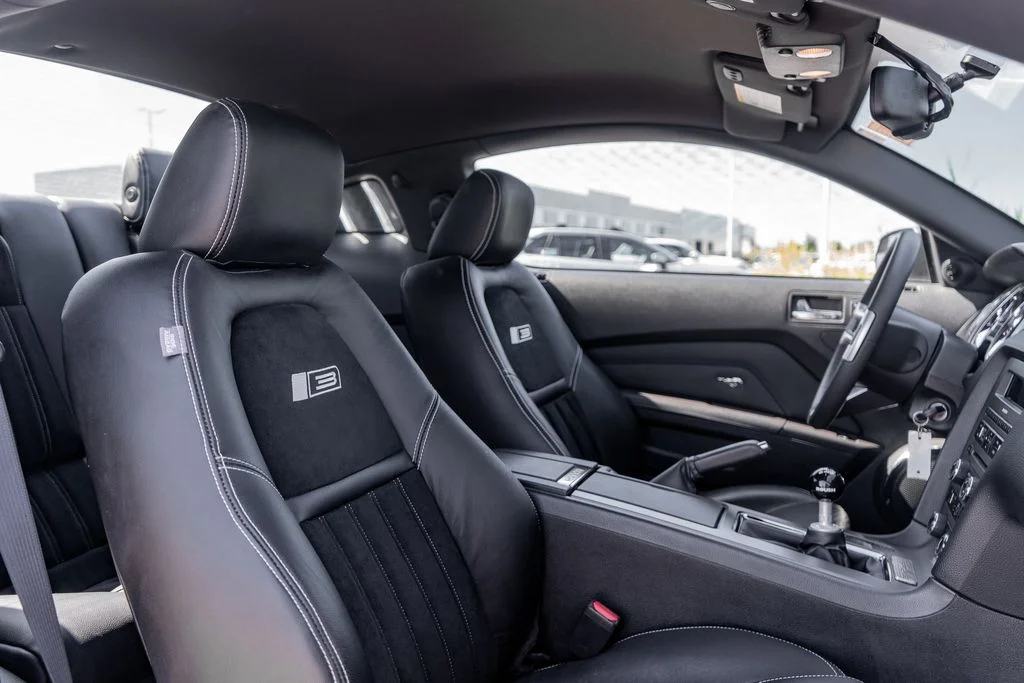 Used 2012 Blue Ford GT Premium image 15