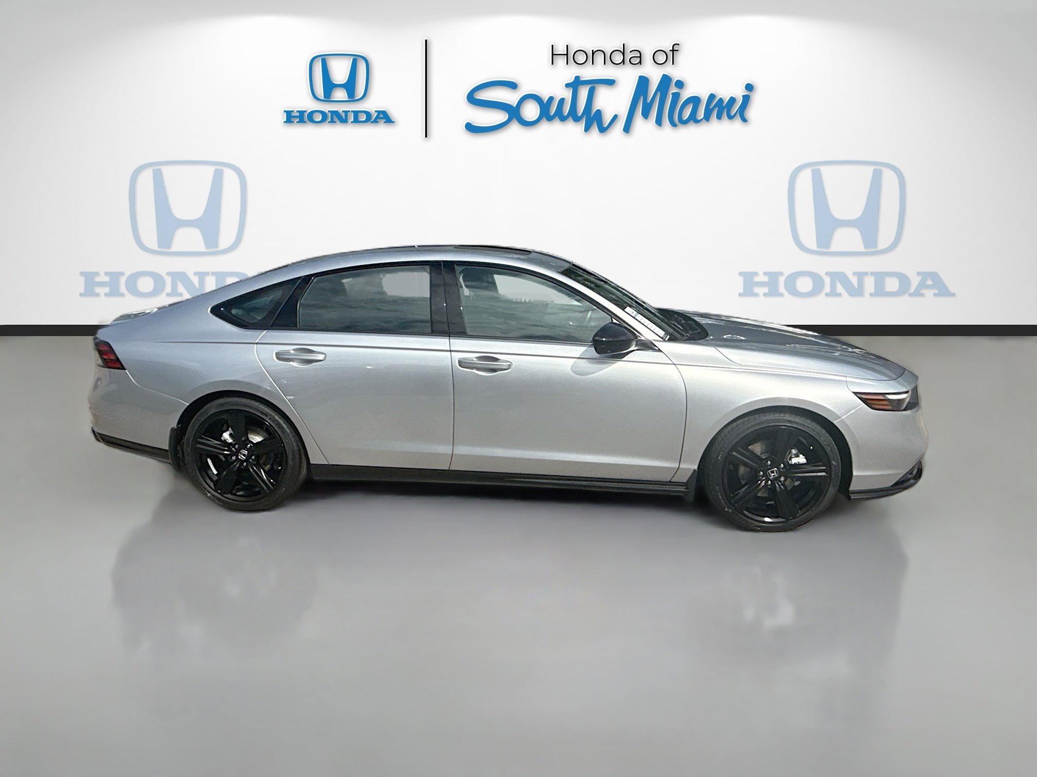 2025 Honda Accord Hybrid Sport-L - Photo 8