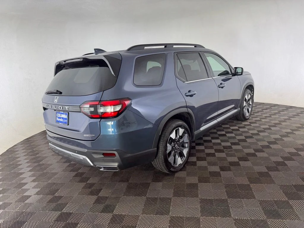 Used 2026 Gray Honda Touring image 7