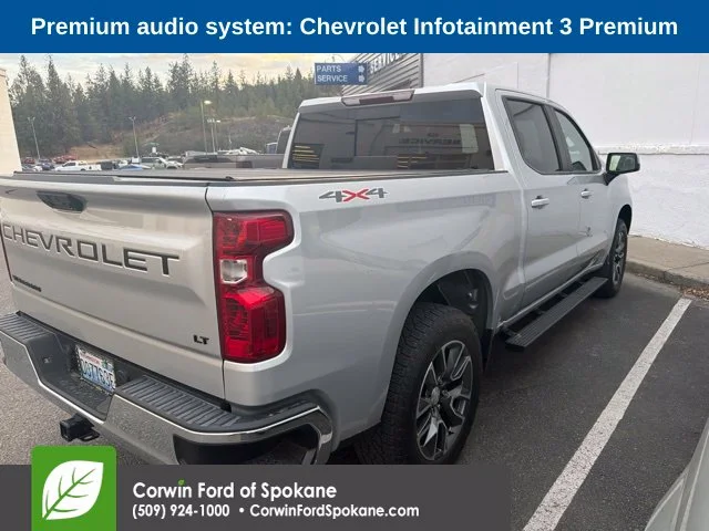 Used 2022 Silver Ice Metallic Chevrolet LT image 2
