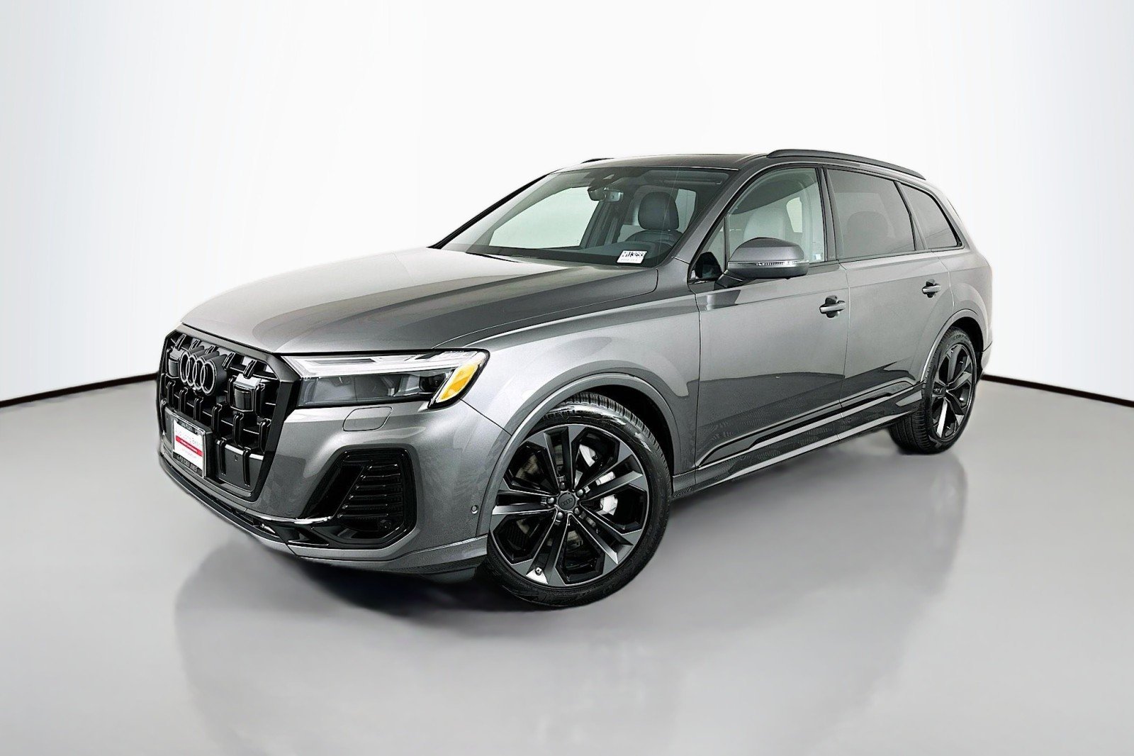 2026 Audi Q7 Premium Plus