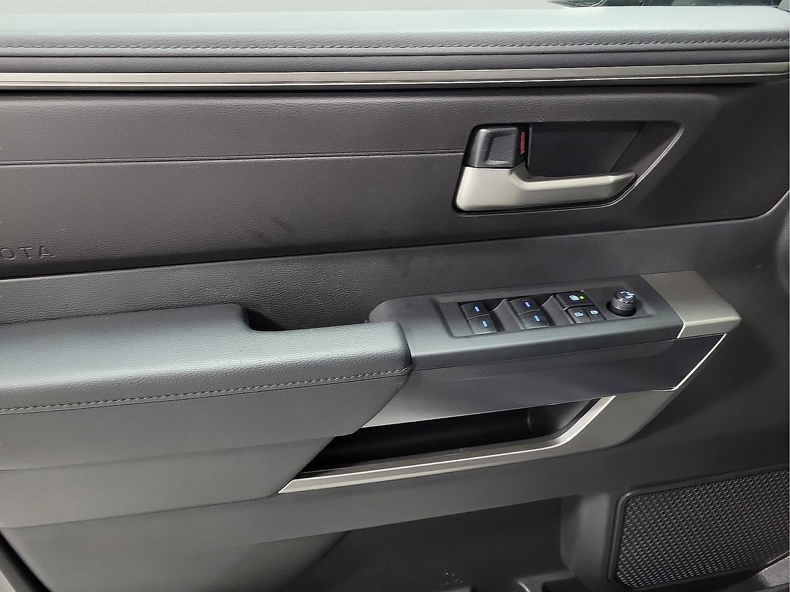 2024 Toyota Tundra SR5 - Photo 13