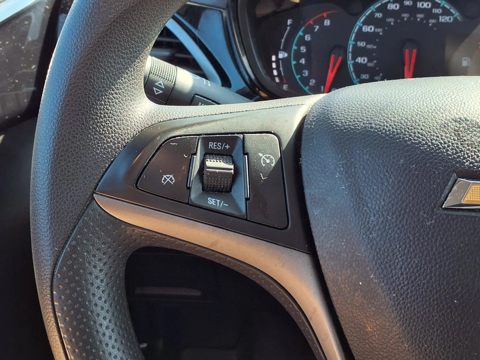 Used 2021 Silver Ice Chevrolet 1LT image 15