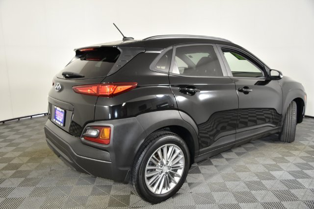Used 2018 Black Hyundai SEL image 6