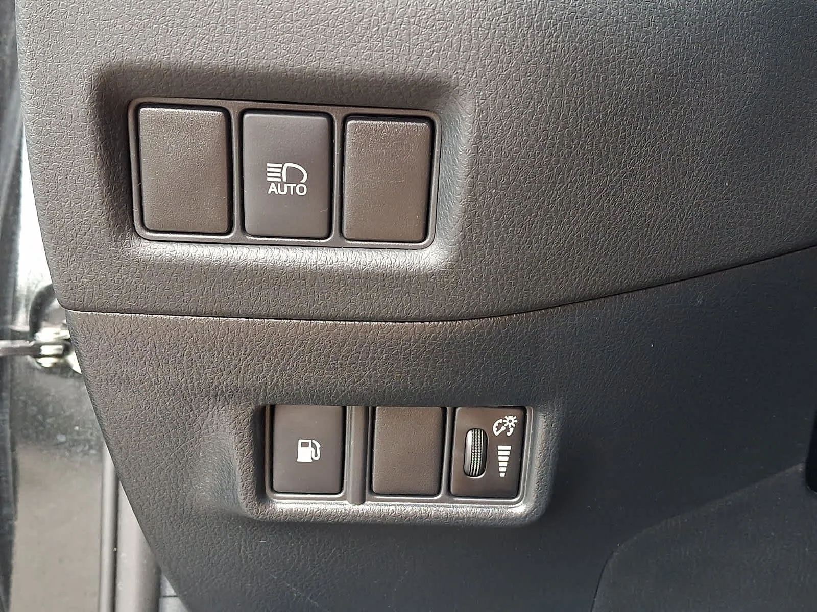 Certified Used 2020 Black Sand Pearl Toyota XLE image 29