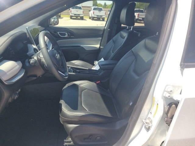 Used 2025 Bright White Clearcoat Jeep Limited image 14