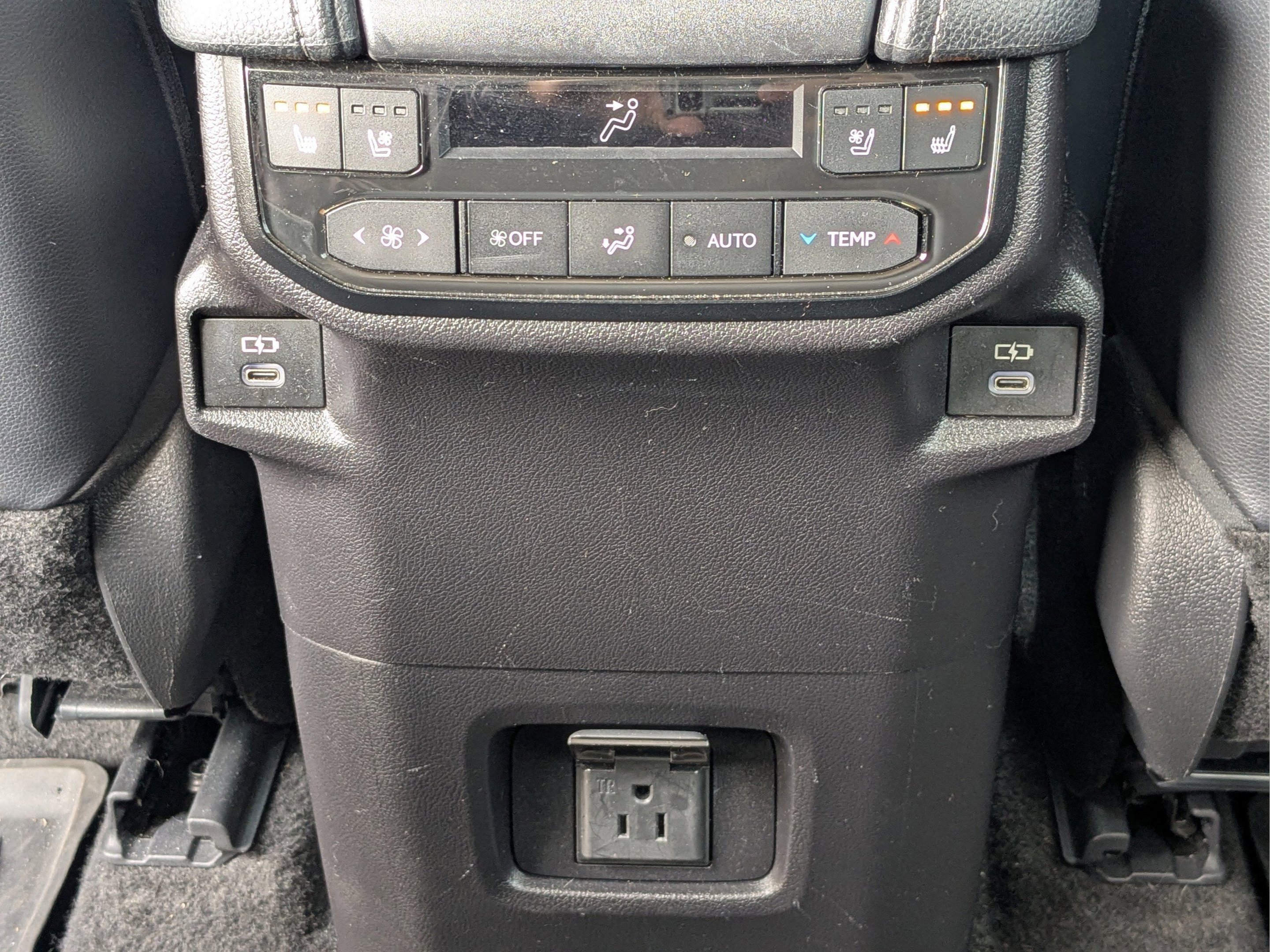 2024 Toyota Grand Highlander Platinum - Photo 15