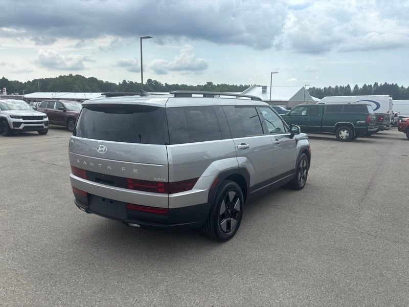 Used 2024 Silver Hyundai SEL image 3