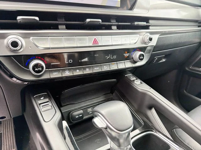 Used 2025 Gray Kia S image 35