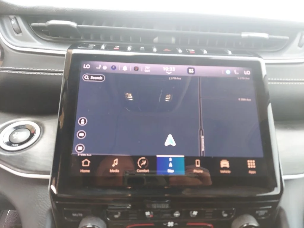 Used 2023 Gray Jeep Limited image 25