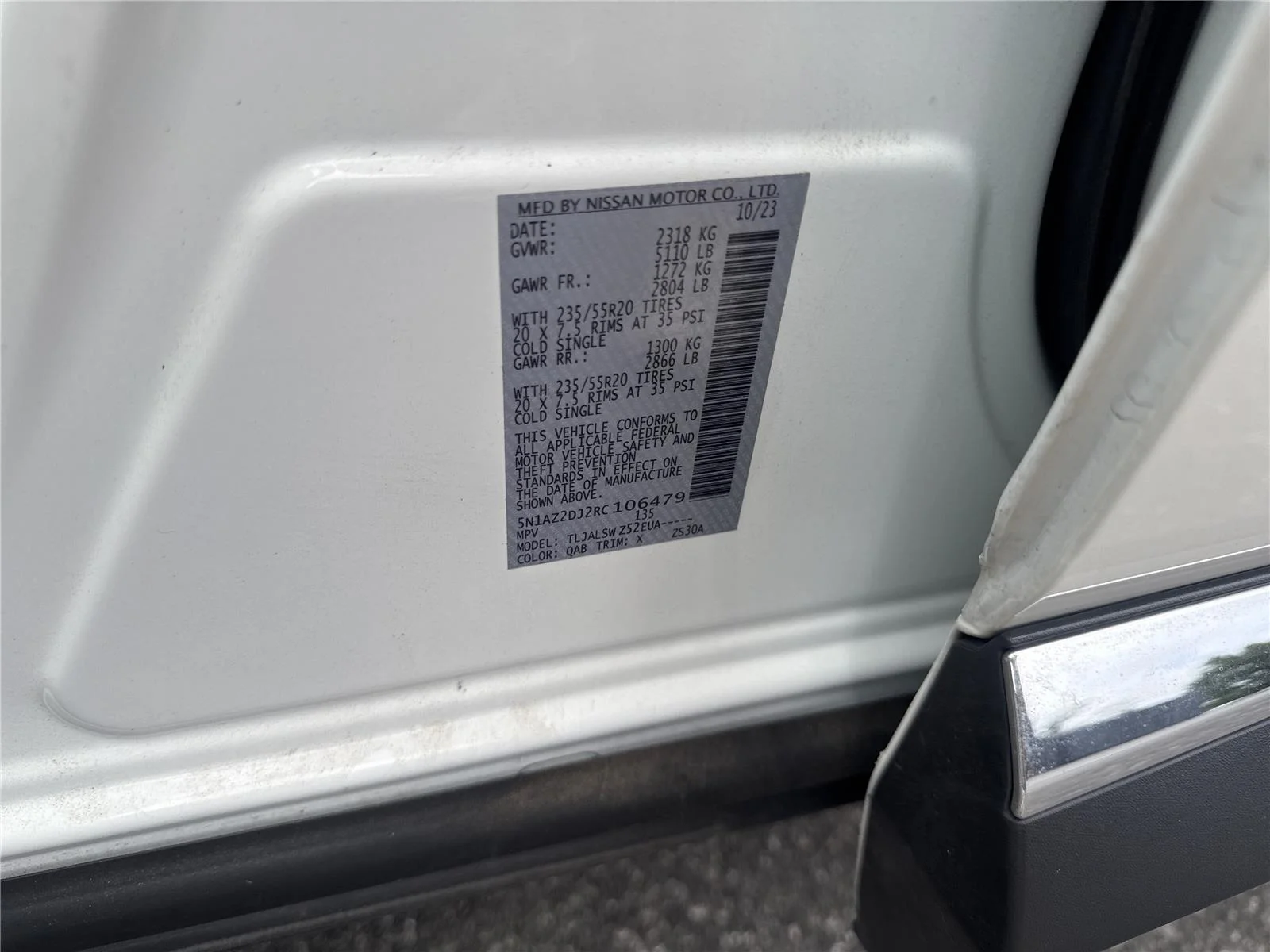 Used 2024 Pearl White Tricoat Nissan Platinum image 39