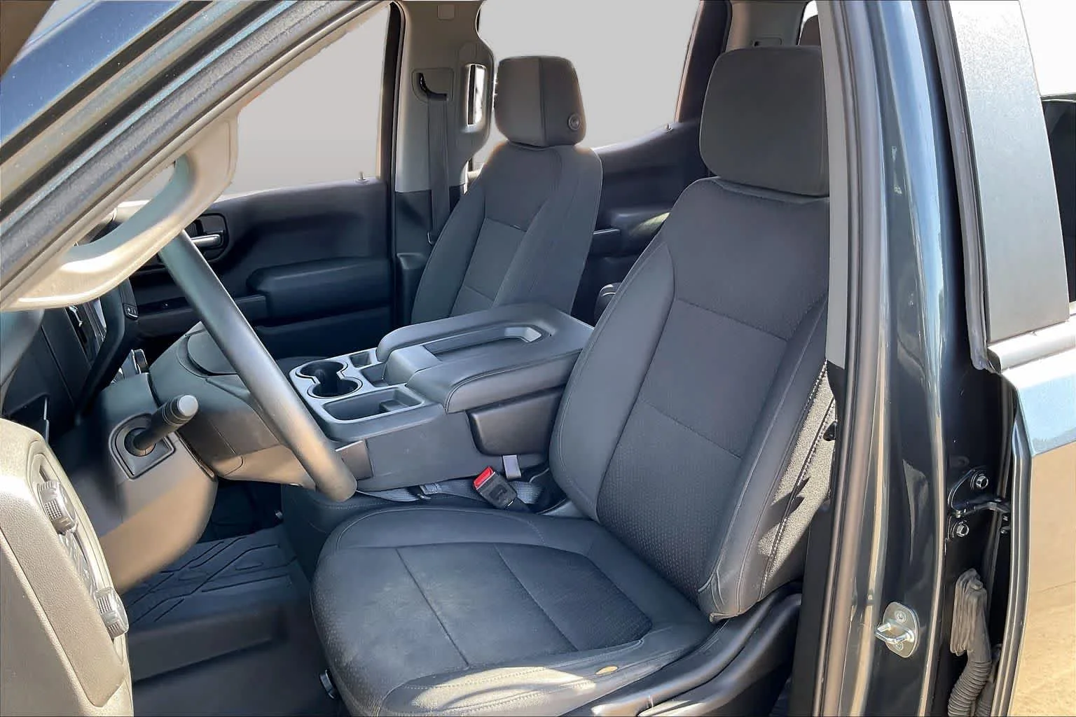 Used 2020 Shadow Gray Metallic Chevrolet Custom image 8