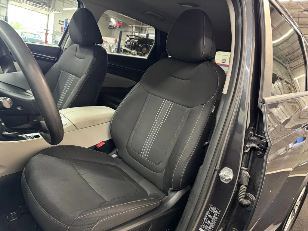 Used 2024 Gray Hyundai SEL image 19