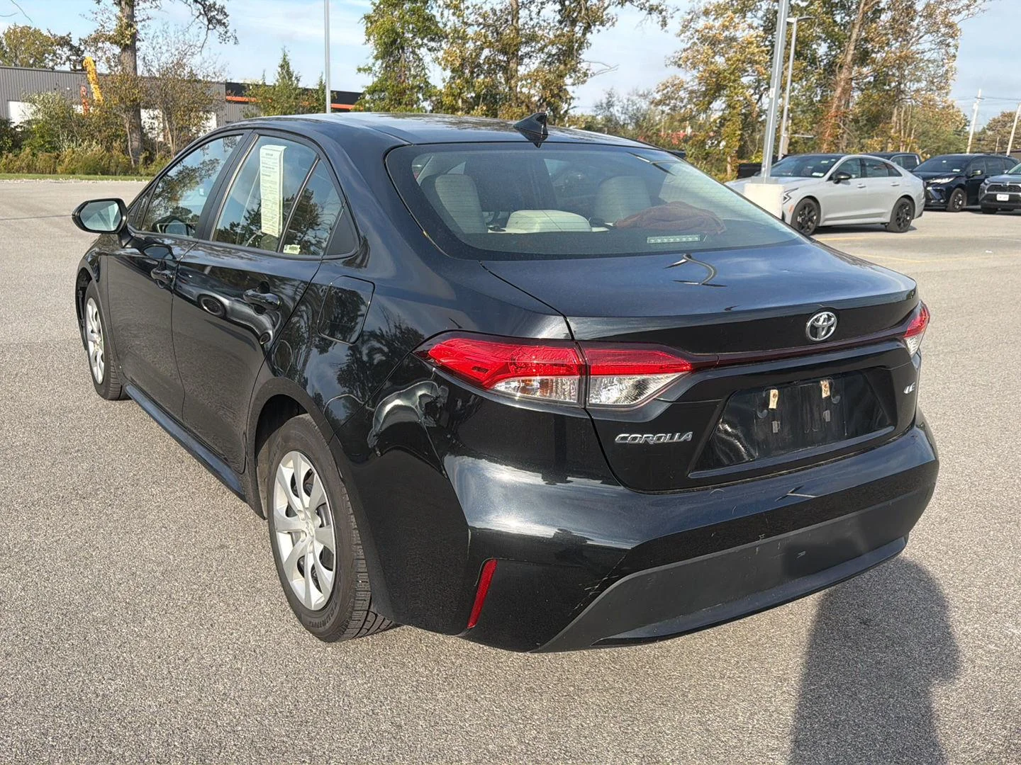 Used 2020 Black Sand Pearl Toyota LE image 5