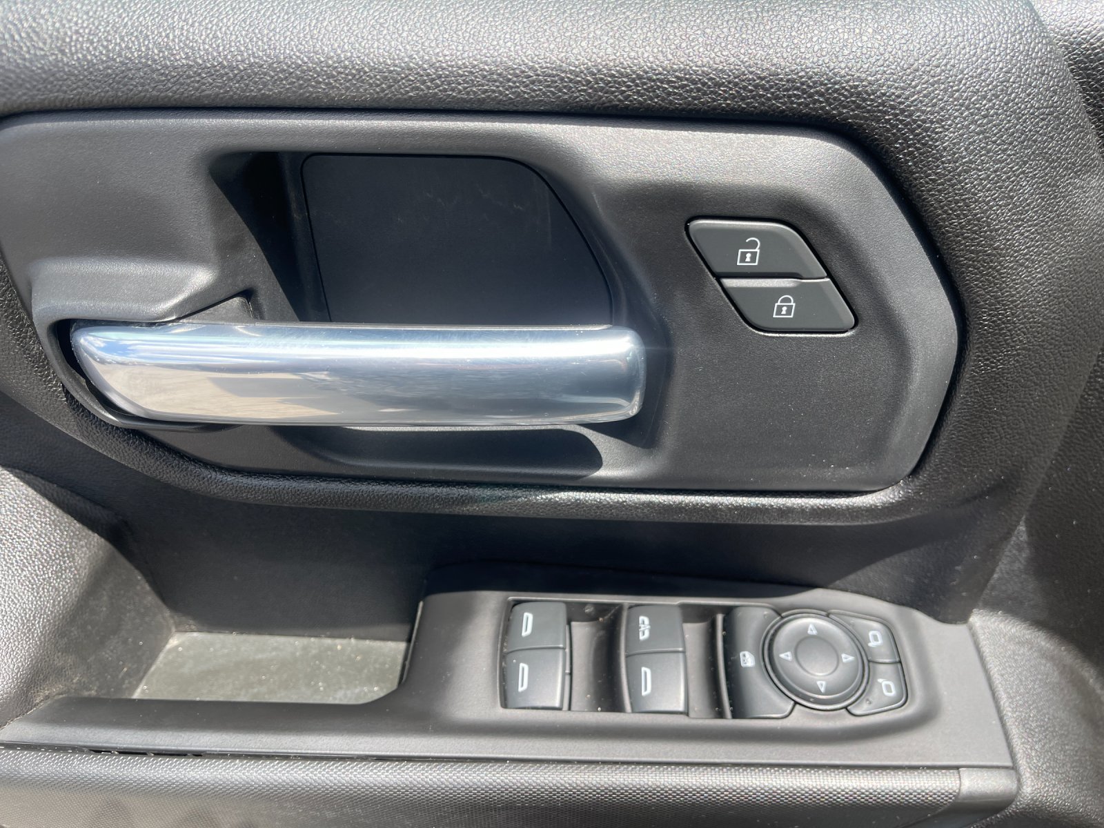 Used 2022 White Chevrolet Work Truck image 13