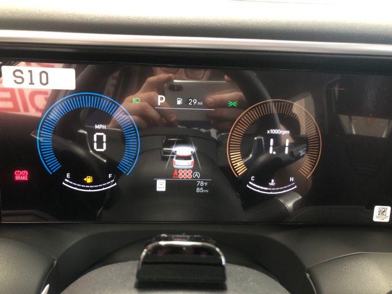 New 2026 White Hyundai SE AWD image 25