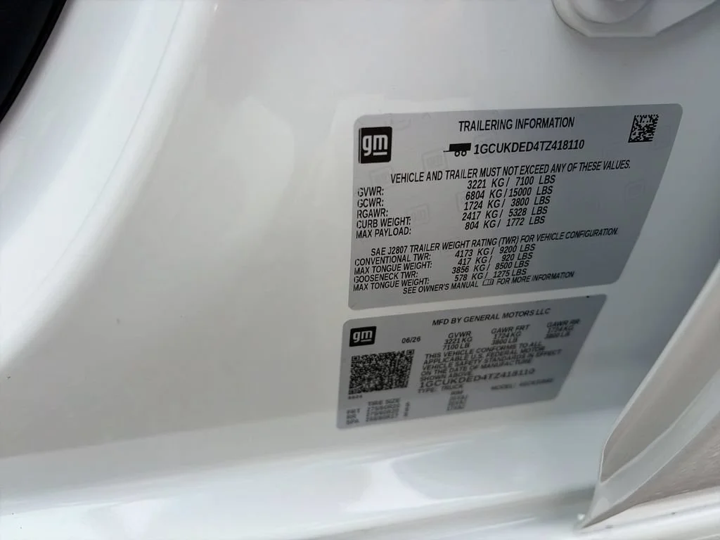New 2026 Summit White Chevrolet LT image 27