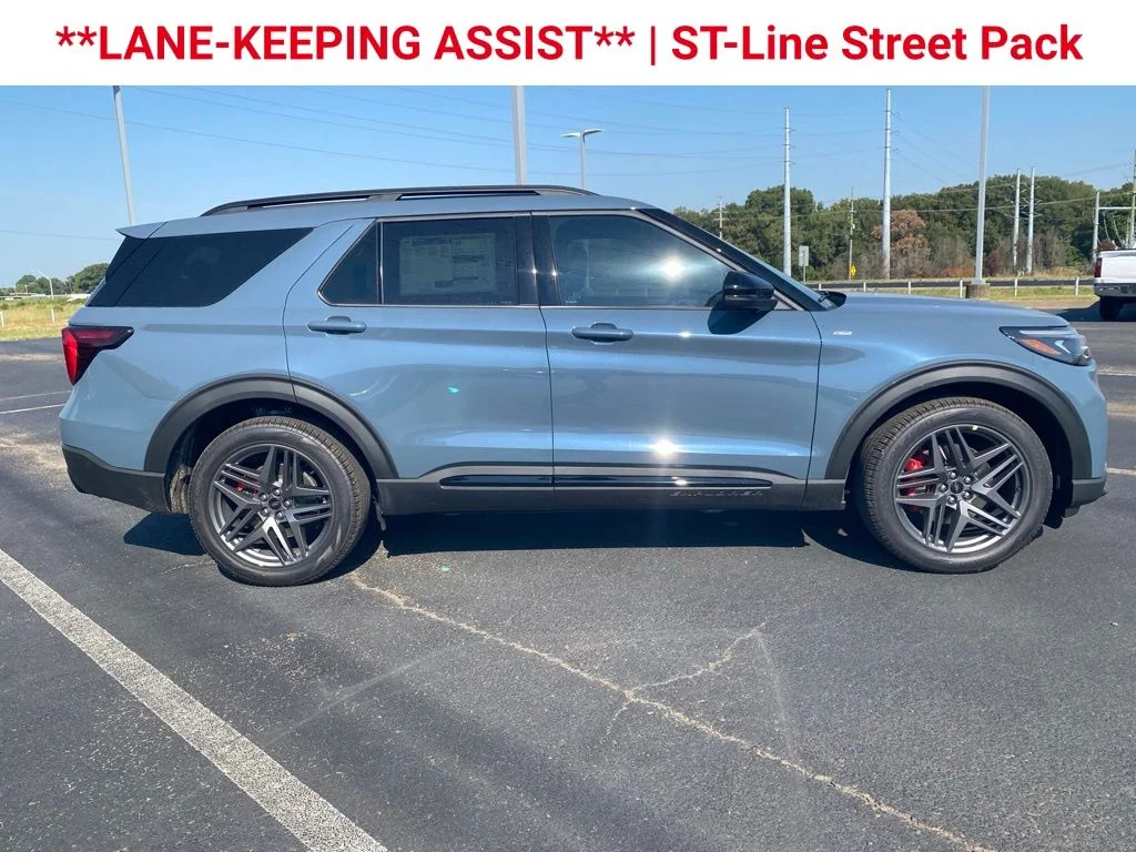 New 2026 Vapor Blue Metallic Ford ST-Line image 10